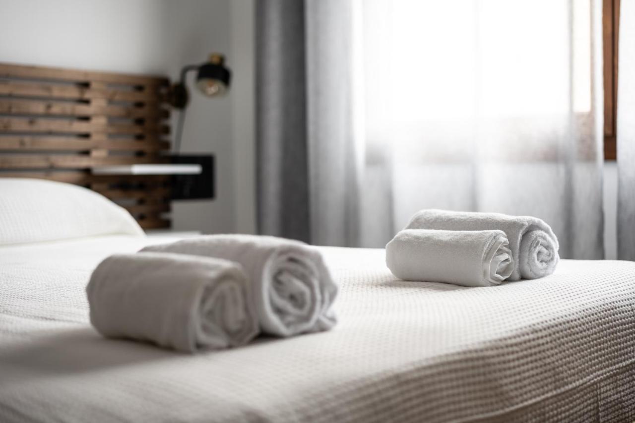 Apartamentos Gemina メリダ エクステリア 写真